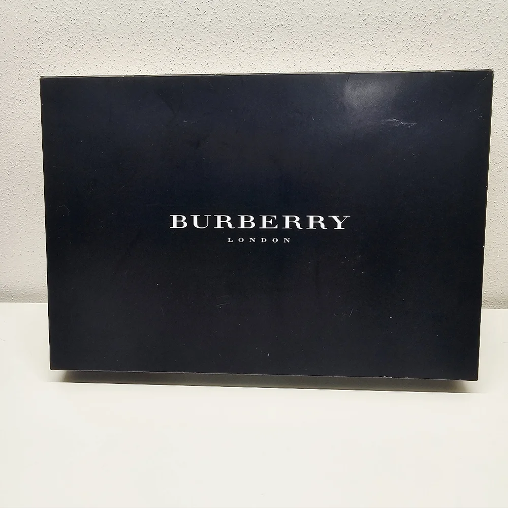 Burberry Nishikawa Nova Check Face Towel Gift Set With COA 100% Cotton